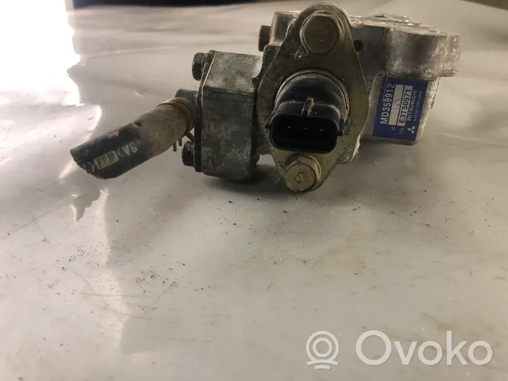 Mitsubishi Pajero Pinin Regolatore di pressione del carburante MD359912