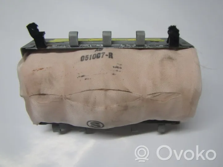 Toyota Yaris Airbag del passeggero 014200608KG5