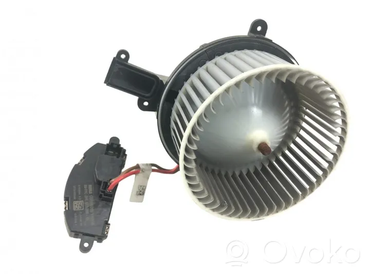 Mercedes-Benz Vito Viano W447 Ventola riscaldamento/ventilatore abitacolo A0008300102