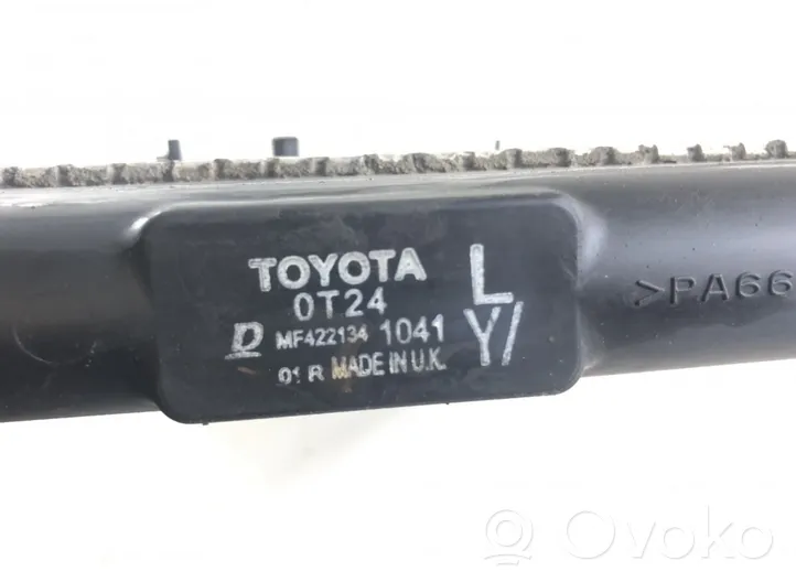 Toyota Auris E180 Jäähdyttimen lauhdutin MF4221341041