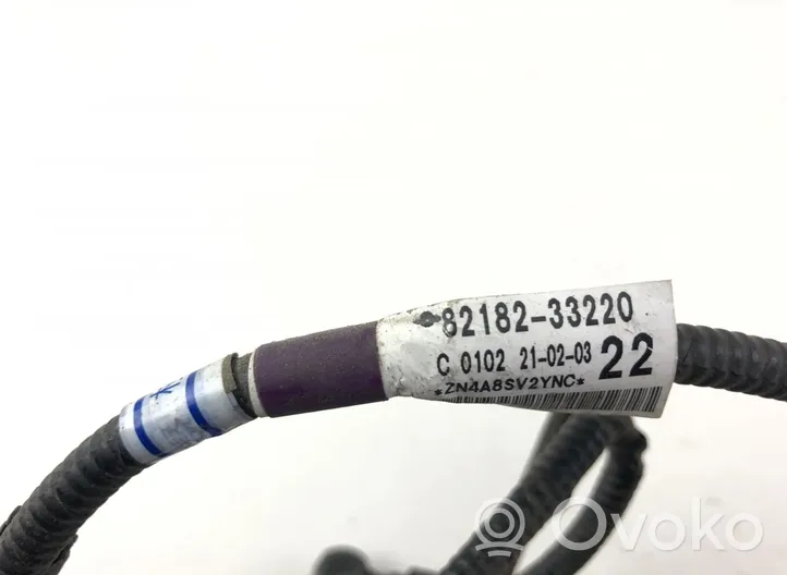 Lexus ES 300h Cableado del sensor de aparcamiento (PDC) 8218233220