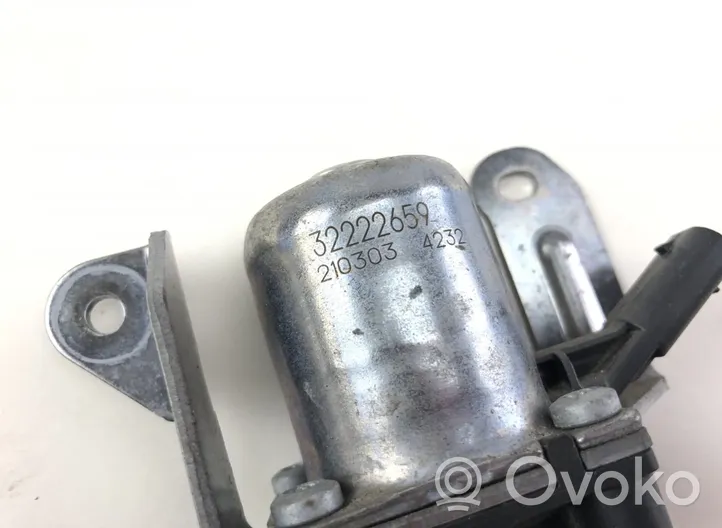 Volvo XC40 Inne części komory silnika 32222659