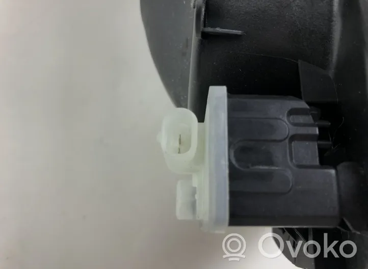 Volvo XC40 Sportello del serbatoio del carburante 32296804