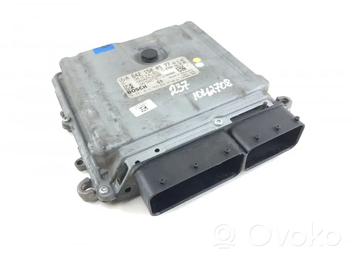 Mercedes-Benz R W251 Engine control unit/module 0281013386