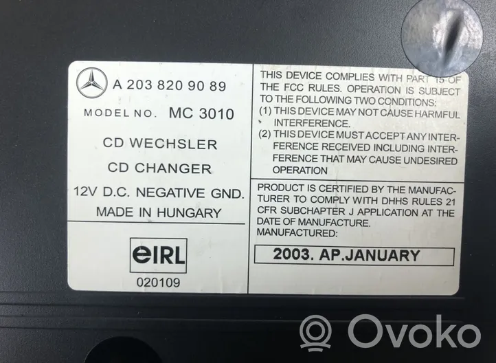 Mercedes-Benz SL R230 CD/DVD-vaihdin A2208274642