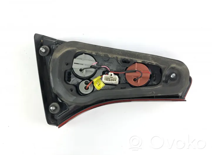 KIA Optima Luci posteriori del portellone del bagagliaio 924042T020