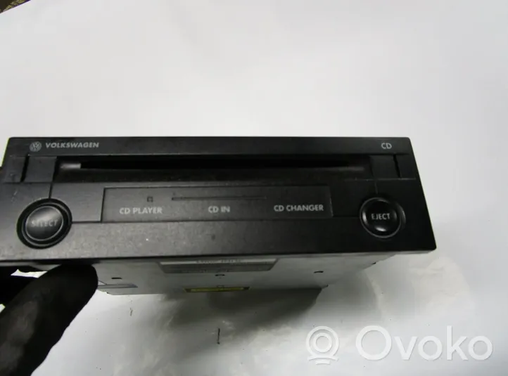 Volkswagen PASSAT B5.5 Radio/CD/DVD/GPS head unit 1J0035119X