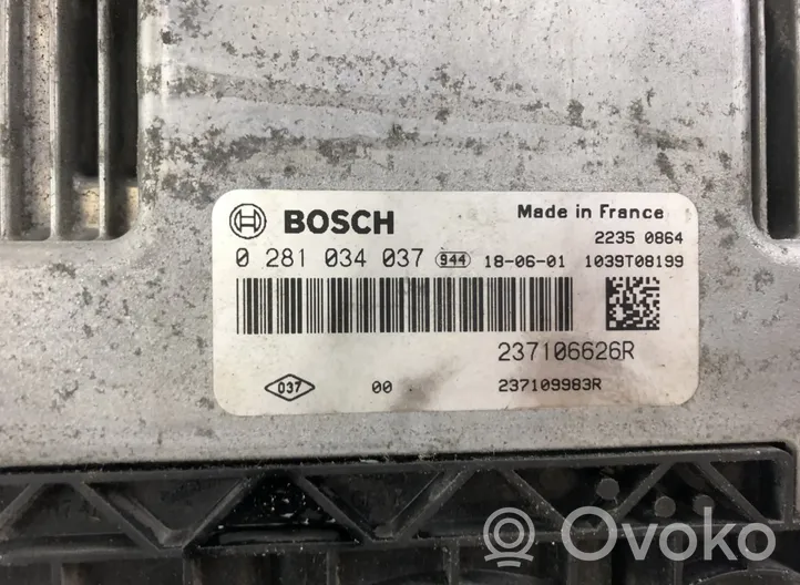Opel Vivaro Calculateur moteur ECU 0281034037
