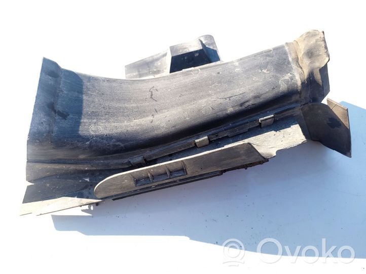 BMW 3 E46 Brake cooling air channel/duct 8197228