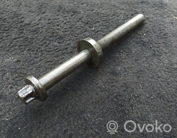 BMW 5 E60 E61 Cylinder head bolts 