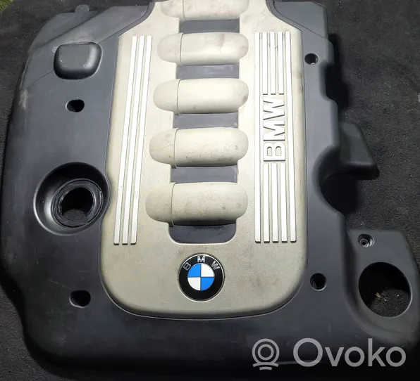 BMW X3 E83 Variklio dangtis (apdaila) 