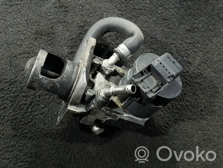 BMW 5 F10 F11 EGR vožtuvas 7910177