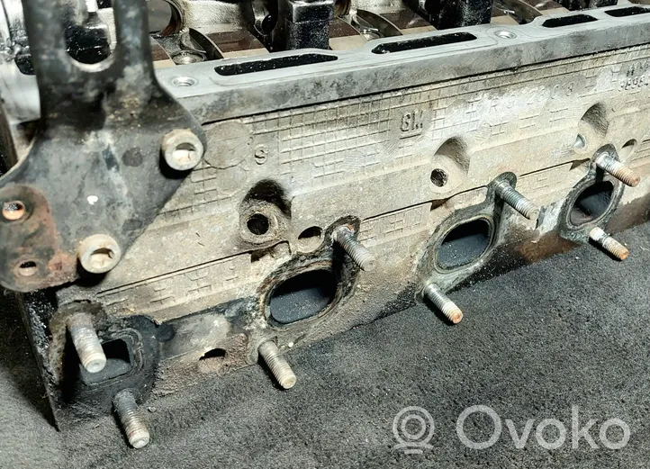 Opel Astra G Engine head 