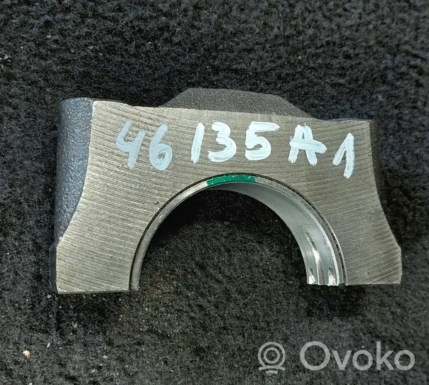 BMW 3 E46 Crankshaft holder bracket 
