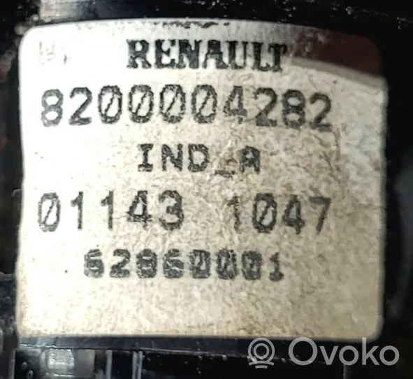 Renault Espace IV Moottorin start-stop-painike/kytkin 8200004282