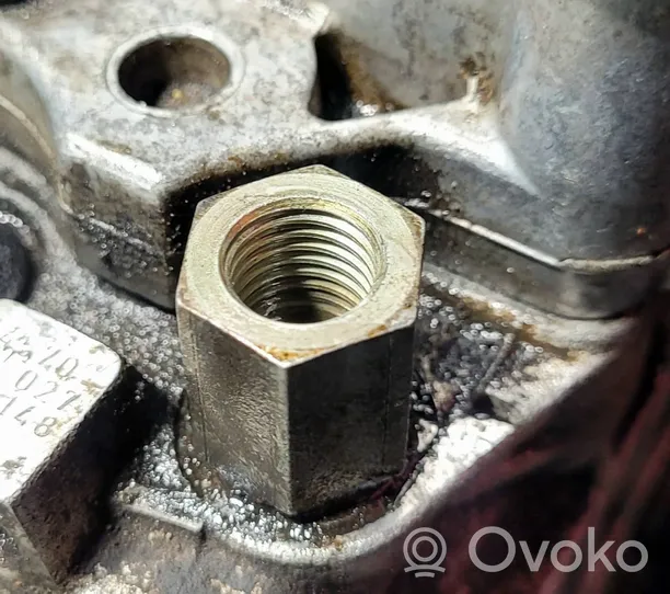 Volvo V70 Pompe d'injection de carburant à haute pression 074130110M