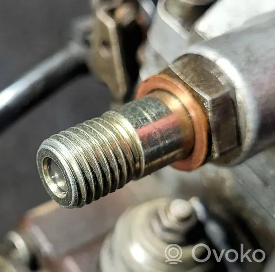 Volvo V70 Pompe d'injection de carburant à haute pression 074130110M