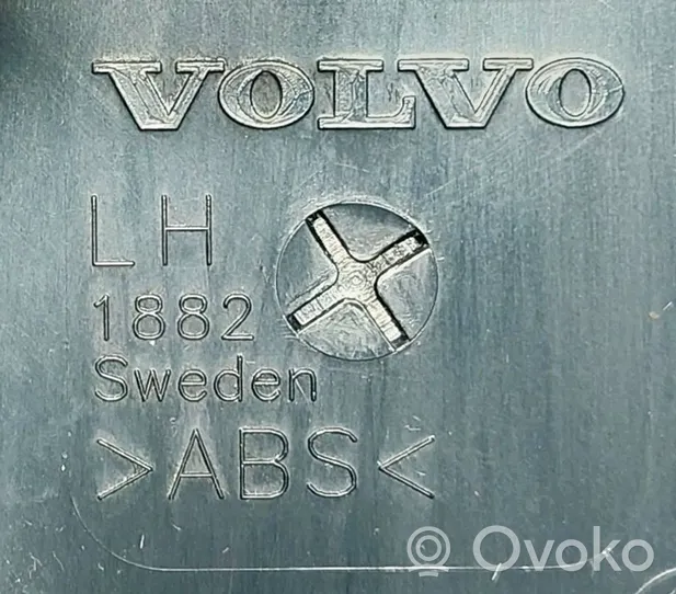 Volvo V70 Osłona środkowa słupka / C S000