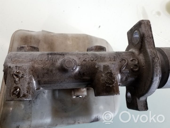 Citroen Berlingo Główny cylinder hamulca 21028799