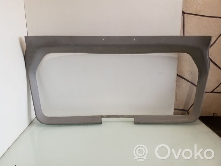 Mitsubishi Pajero Altro elemento di rivestimento bagagliaio/baule MR391181