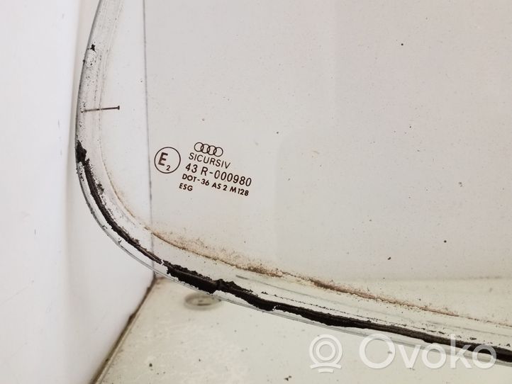 Audi 80 90 B2 Rear windscreen/windshield window 43R000980