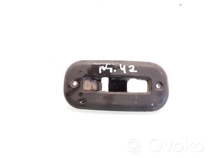 Volkswagen Sharan Moldura cubierta de la guía del asiento trasero 7M0883087F