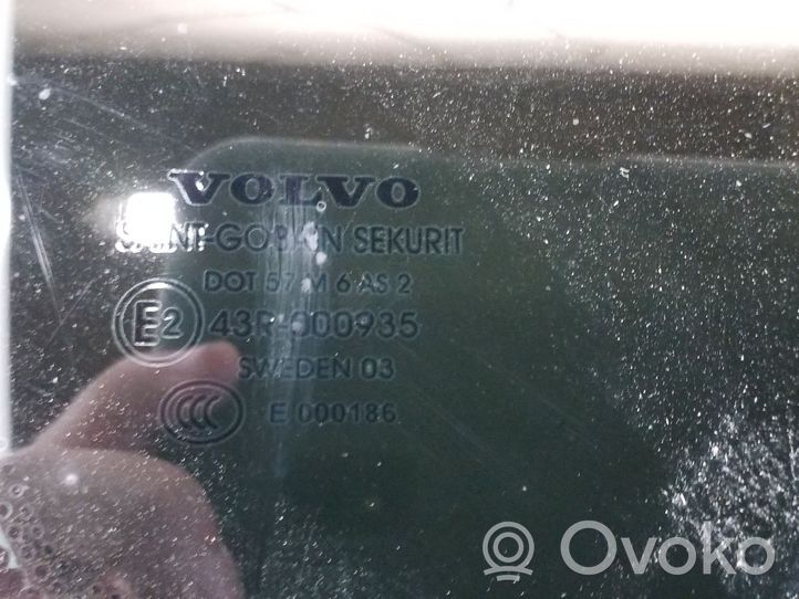 Volvo XC70 Szyba karoseryjna tylna 43R000935
