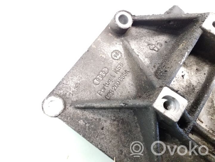 Audi A4 S4 B5 8D Soporte de montaje del compresor de A/C 028260885A