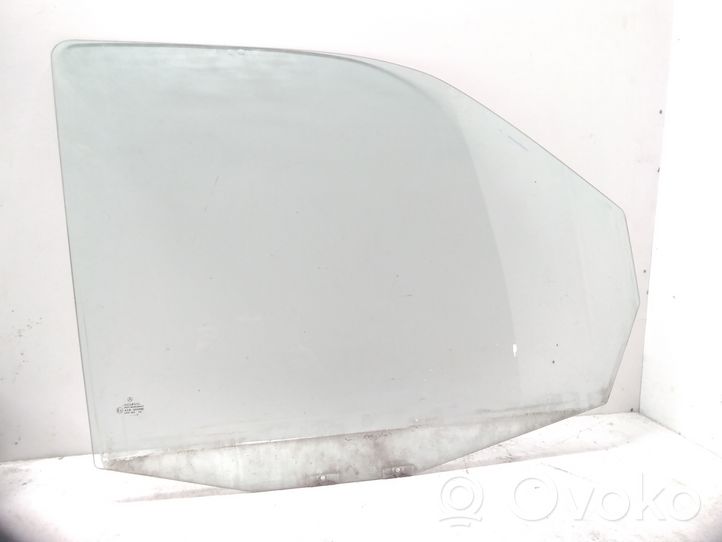 Mercedes-Benz Vito Viano W638 Front door window glass four-door 43R000981