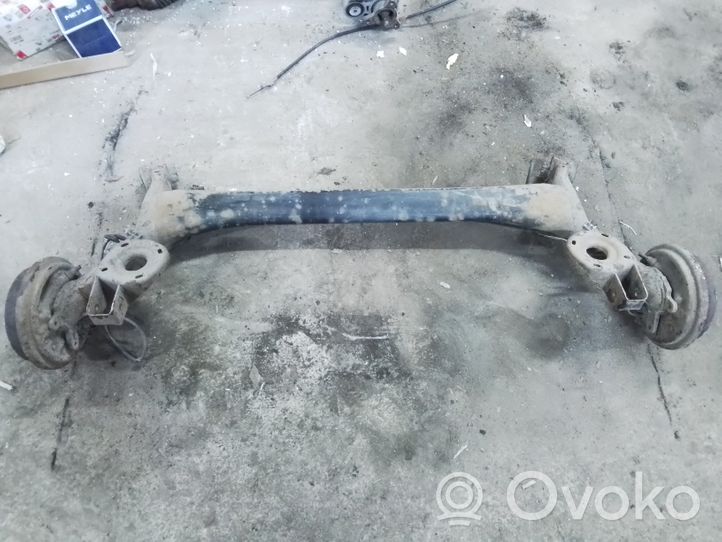 Volkswagen Polo IV 9N3 Rear axle beam 