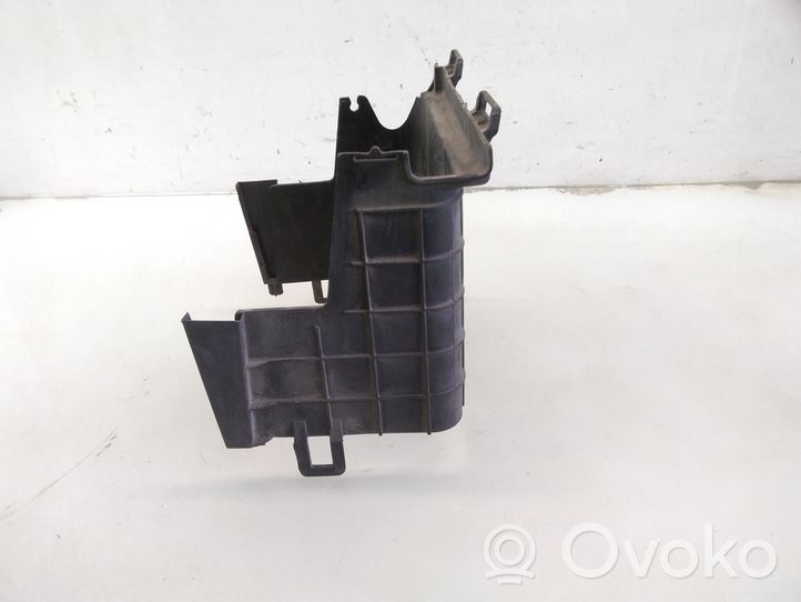 Volkswagen PASSAT B7 Tapa/cubierta para la caja de la batería 3C0915336