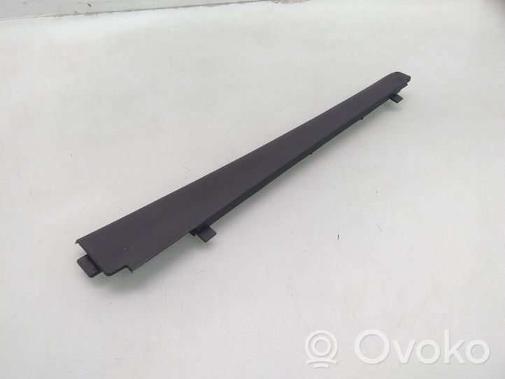 Volkswagen Golf V Rivestimento vano piedi laterale 1K0868223