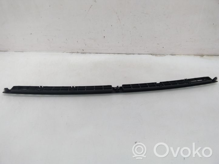 Volkswagen Golf V Autres pièces du tableau de bord 1K1857473