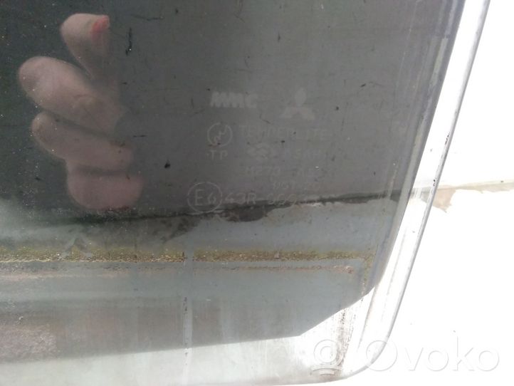 Mitsubishi Pajero Fenster Scheibe Tür hinten 