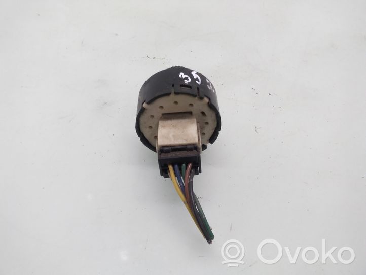 Mitsubishi Pajero Headlight level height control switch 