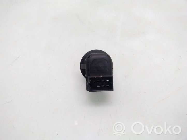 Land Rover Discovery 3 - LR3 Interruptor del espejo lateral 