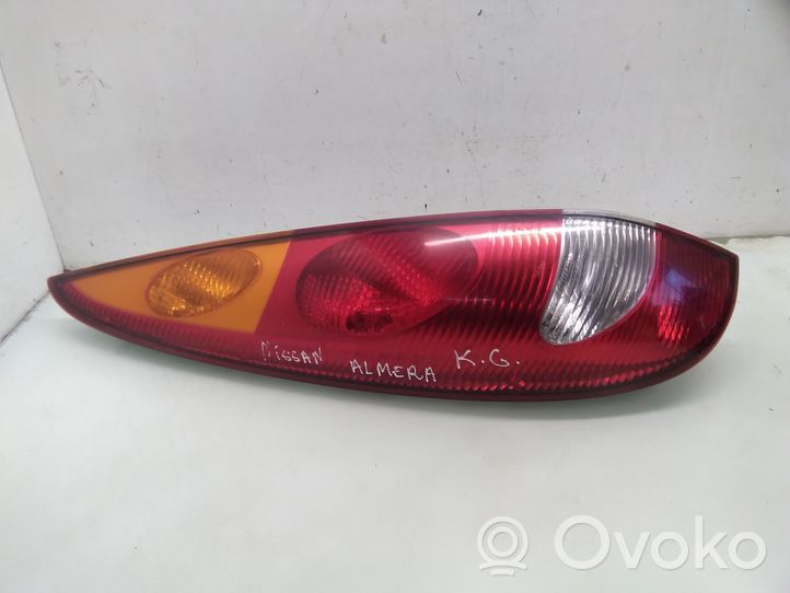 Nissan Almera Tino Rear/tail lights 