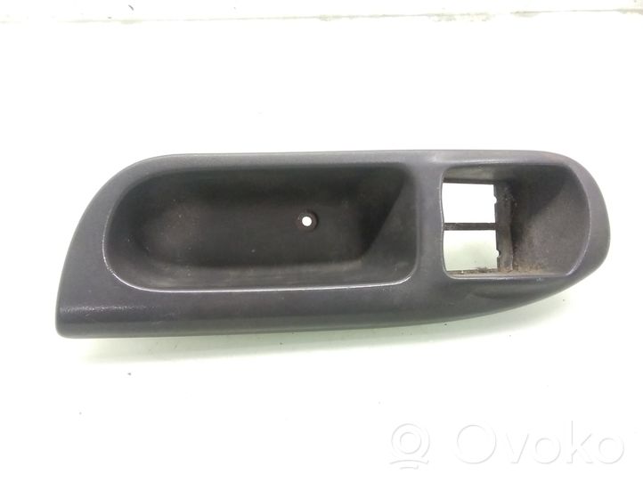 Renault Scenic I Front door interior handle trim 