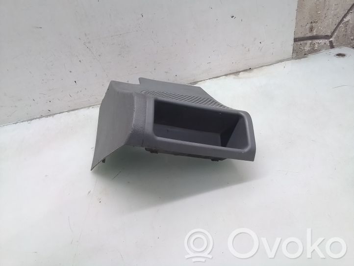 3802521 Iveco Daily 35.8 - 9 Side speaker trim/cover, 10.00 € | RRR 