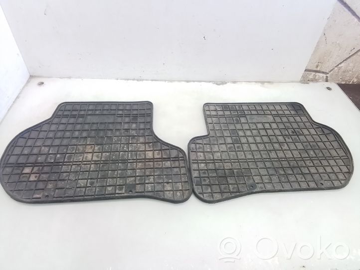 Volkswagen Golf V Set di tappetini per auto 