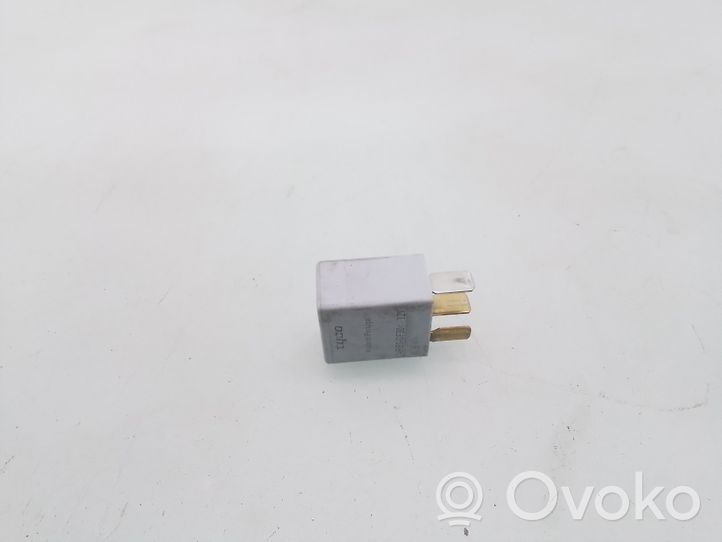 Peugeot 107 Other relay 9008087019