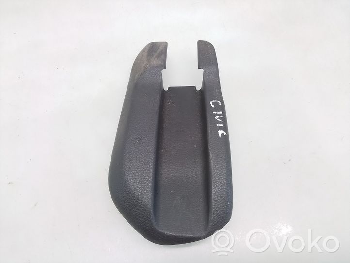 Honda Civic Rivestimento del binario sedile anteriore del passeggero 81104