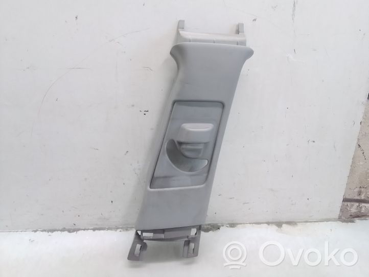 Honda Civic (B) pillar trim (top) 84111