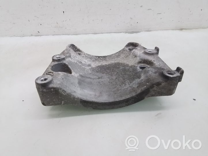 Honda Civic A/C compressor mount bracket 