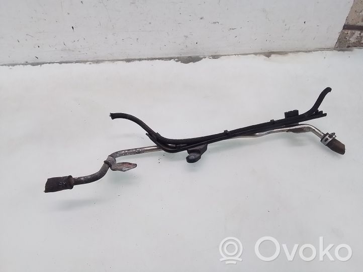 Honda Civic Fuel line pipe 