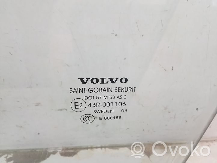 Volvo V70 Etuoven ikkunalasi, neliovinen malli 