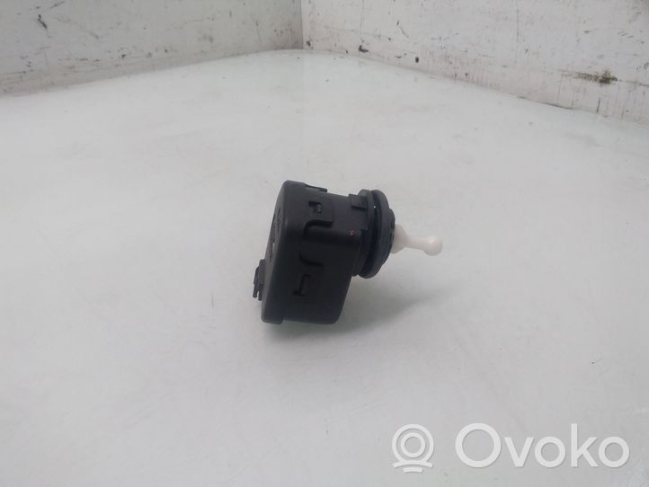 Volkswagen Bora Headlight level adjustment motor 1J0941295C