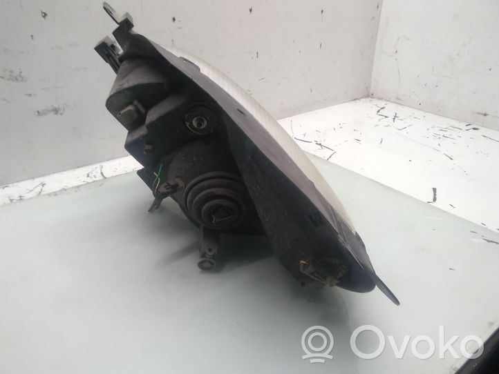 Citroen Xsara Picasso Scheinwerfer 20A033B