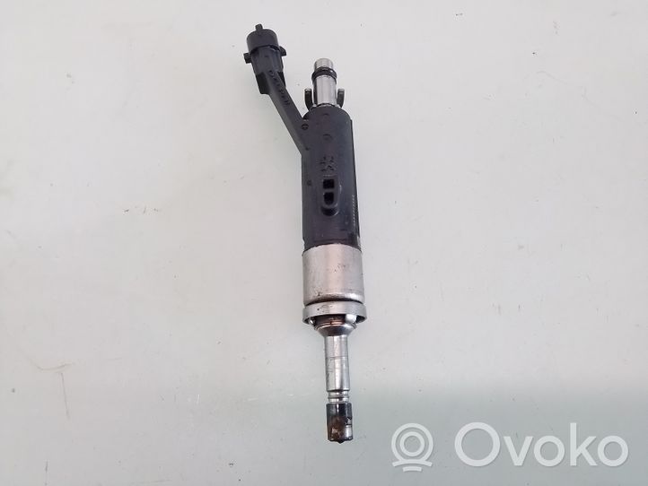 Peugeot 2008 II Injecteur de carburant 9822715980