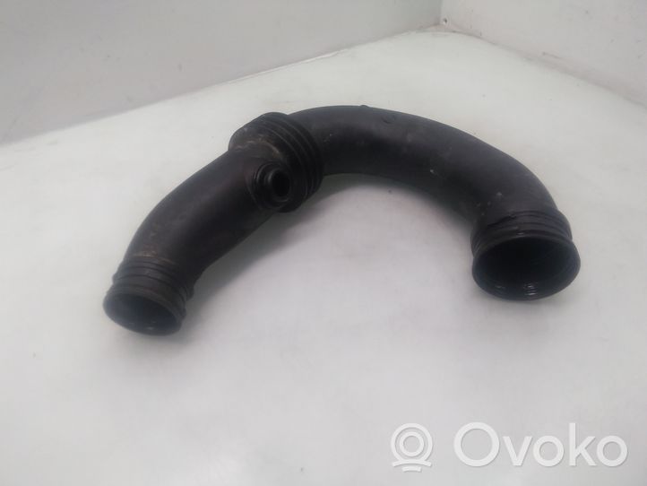 Renault Kangoo I Tube d'admission de tuyau de refroidisseur intermédiaire 8200280084A